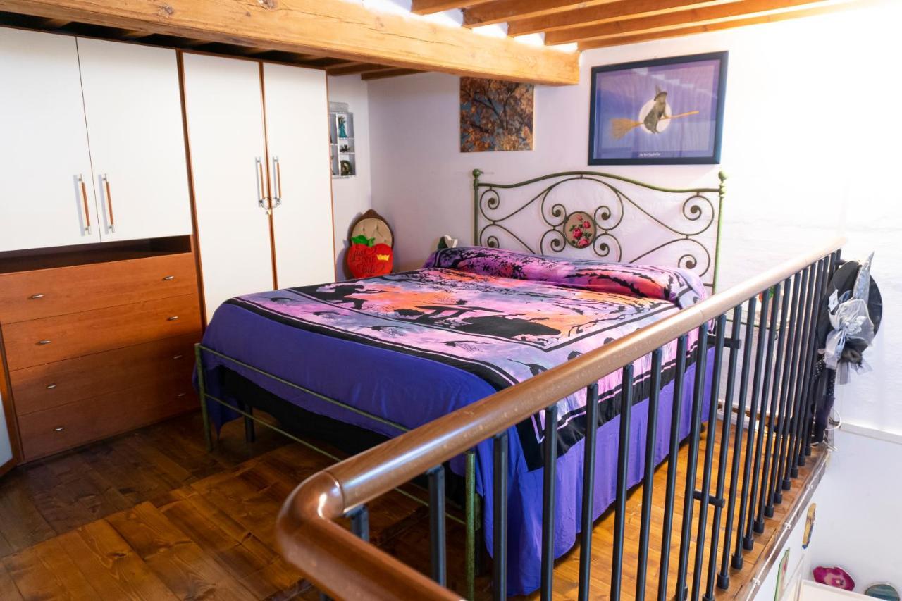 Le Streghe Rooms E Art,Centralissimo Con Garage Su Richiesta ลีวอร์โน ภายนอก รูปภาพ